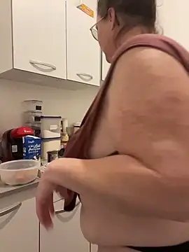 bea french curvy online show from March 12, 8:57 pm