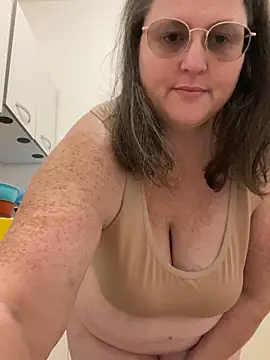 bea french curvy online show from February 23, 9:37 pm