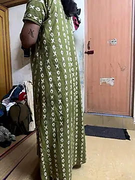 TeddyLover5 online show from January 6, 6:45 pm