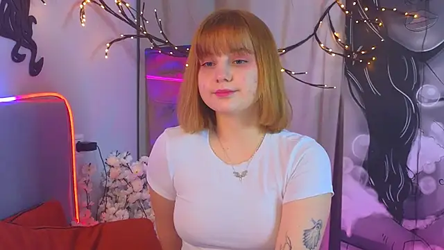 AsiaBritney online show from November 29, 8:36 am