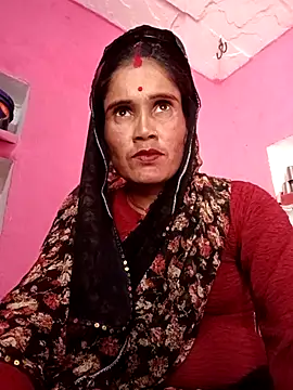 chaki sex online show from December 4, 7:40 am