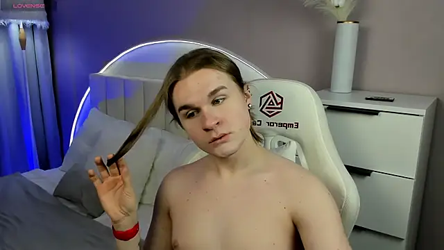 LeanByri online show from November 28, 8:14 am