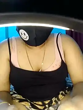 priya2098 online show from July 9, 7:24 pm