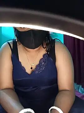 priya2098 online show from February 5, 1:18 pm