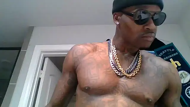 YOUNGmj6023 online show from December 2, 9:11 am