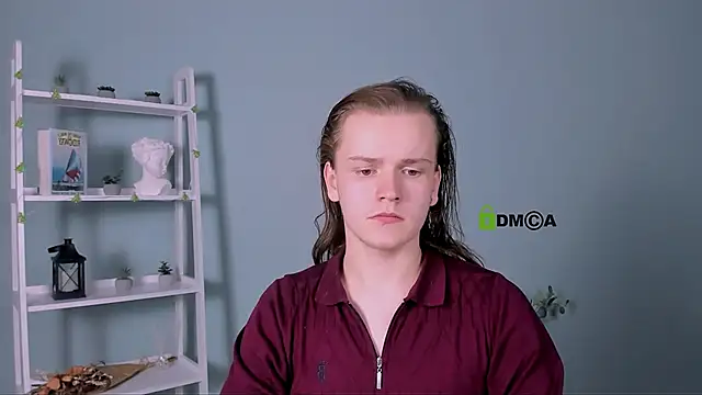 leo void online show from December 13, 8:04 pm