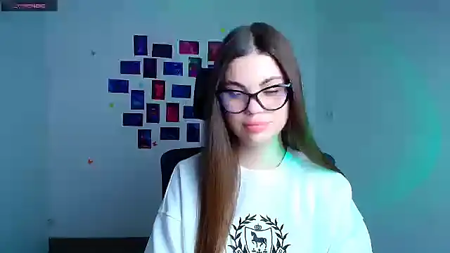 Violetta Brilliant online show from January 6, 1:04 pm