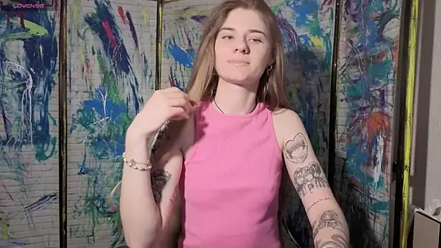 Adell Love online show from May 10, 3:25 pm