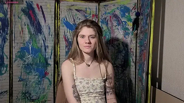 Adell Love online show from April 16, 9:39 pm