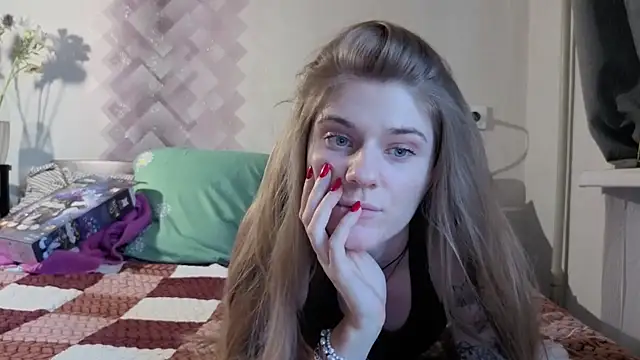 Snapshot of Adell_Love chatting on July 16, 4:37 pm Adell Love online show from July 16, 4:37 pm