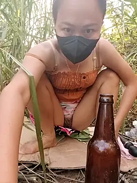 Snapshot of LoveDirty3x chatting on November 30, 12:00 am LoveDirty3x online show from November 30, 12:00 am