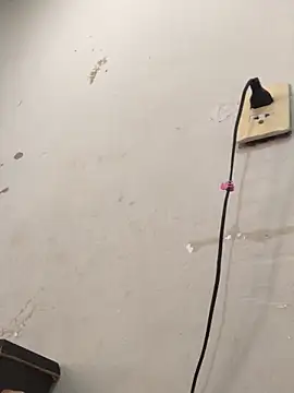 Snapshot of _-_-gozada_-_- chatting on November 29, 3:34 pm - -gozada - - online show from November 29, 3:34 pm