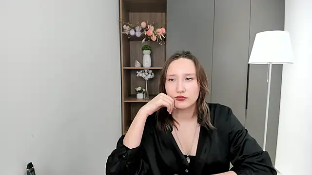 AngelicRinnert online show from November 28, 8:47 am