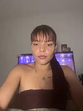 Zoe mayers online show from May 11, 2:18 pm