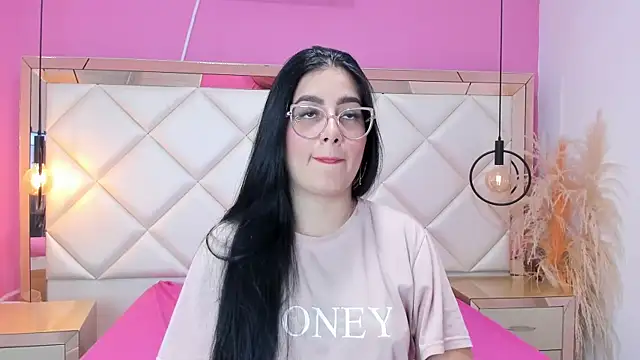 Snapshot of GabyJhons chatting on December 15, 2:56 pm GabyJhons online show from December 15, 2:56 pm