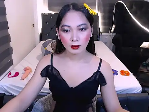 Snapshot of sylvannia_cumslut chatting on November 29, 2:01 am sylvannia cumslut online show from November 29, 2:01 am