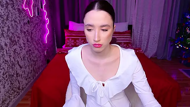 ChelseaFiness online show from December 18, 4:44 pm