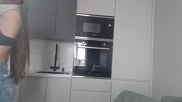 Miss KissKiss7 online show from February 21, 6:15 am