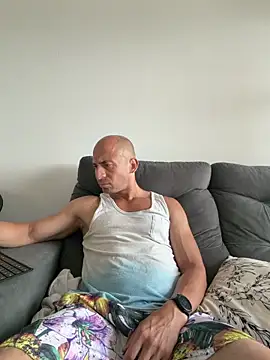 Russo41rj online show from December 17, 12:54 pm