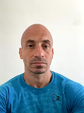 Snapshot of Russo41rj chatting on November 29, 12:38 pm Russo41rj online show from November 29, 12:38 pm