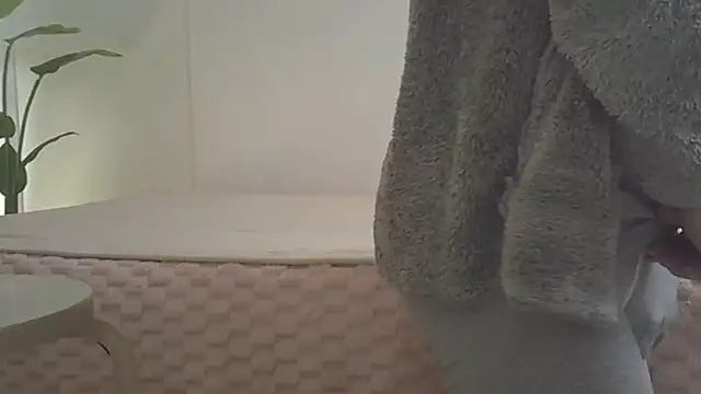 kyono-iyashi online show from March 4, 2:25 pm