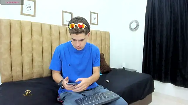 AUSTIN-PRRR online show from December 2, 1:13 pm