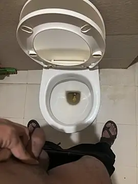 Snapshot of your_playboy_00 chatting on December 19, 12:40 pm your playboy 00 online show from December 19, 12:40 pm