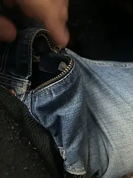 Snapshot of your_playboy_00 chatting on December 20, 7:50 pm your playboy 00 online show from December 20, 7:50 pm