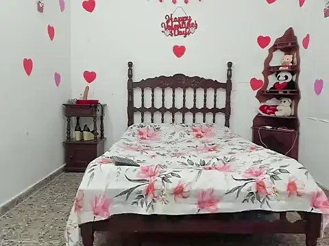 mia joshua online show from February 13, 1:11 pm