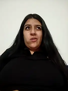 Hammy stevee2 online show from November 27, 3:18 am