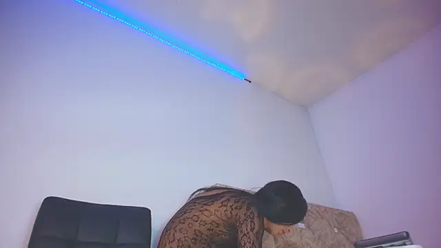 Brianny X online show from April 1, 7:20 am