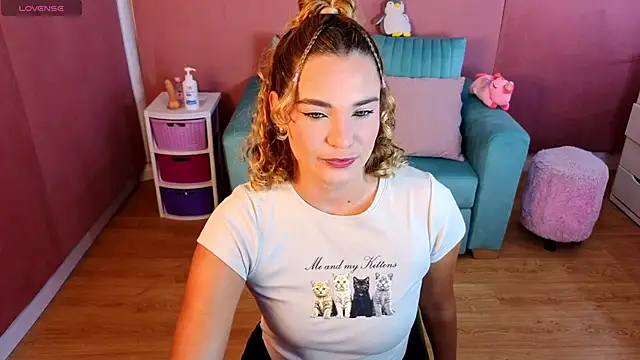 AdharaWo online show from December 4, 1:21 pm