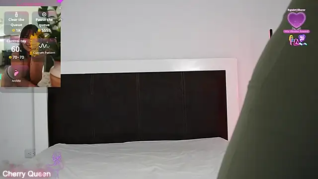 CerecitaQueenn online show from April 16, 8:53 pm