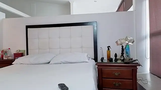 CerecitaQueenn online show from January 10, 4:57 pm