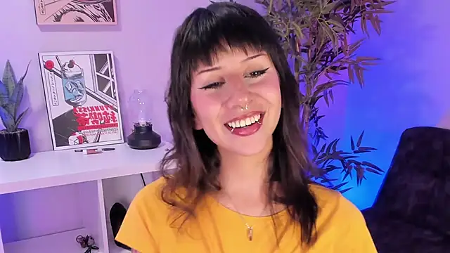 itsmroom  online show from April 19, 4:35 am