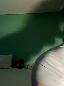 Snapshot of SweetLipssss chatting on November 29, 5:13 pm SweetLipssss online show from November 29, 5:13 pm