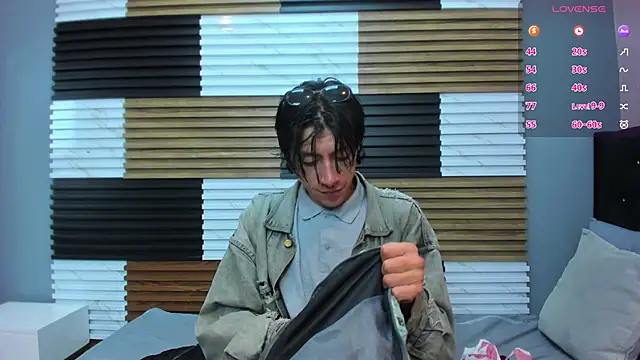 LiamShelby online show from January 10, 3:24 am