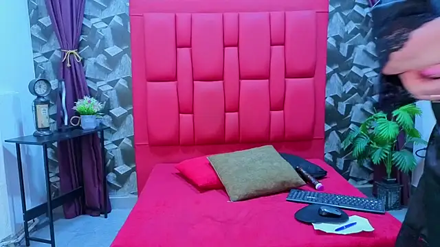 marla daze online show from February 14, 12:05 pm