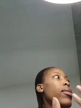 MsParisSmith online show from November 29, 1:33 pm