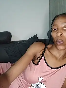 MsParisSmith online show from March 1, 9:15 pm