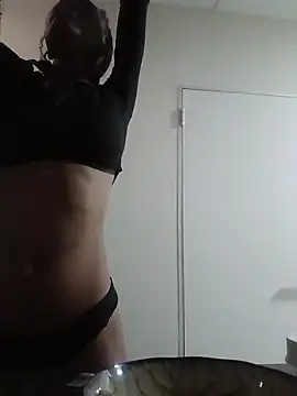 MsParisSmith online show from February 23, 7:09 am