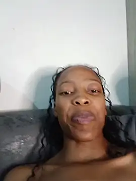 MsParisSmith online show from February 24, 8:10 pm