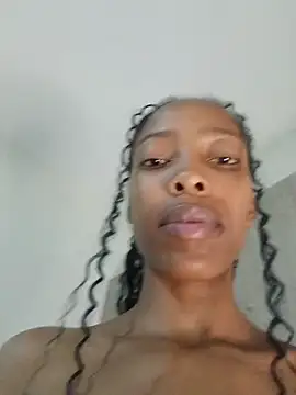 MsParisSmith online show from February 26, 8:20 pm