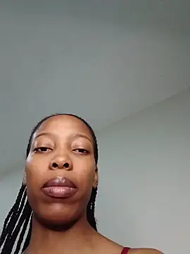 MsParisSmith online show from December 16, 7:40 pm