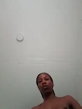 MsParisSmith online show from February 18, 5:27 am