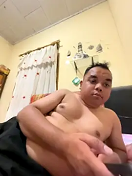 aril200117 online show from December 22, 7:25 pm