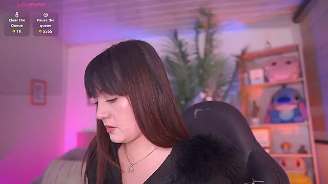 dakotaa 01 online show from June 2, 3:45 pm
