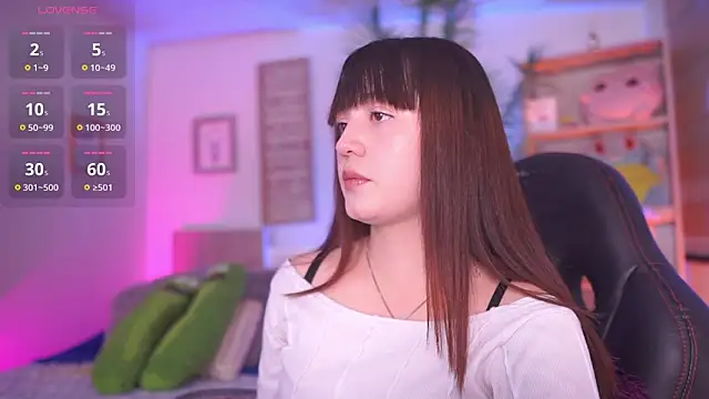 dakotaa 01 online show from May 28, 3:18 pm