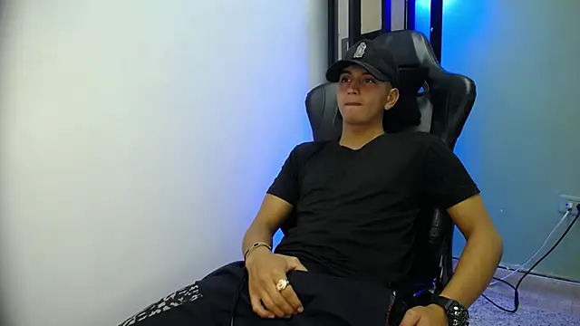 Bagels  online show from December 4, 12:37 pm