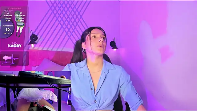 Kari Kaory online show from April 28, 2:21 pm
